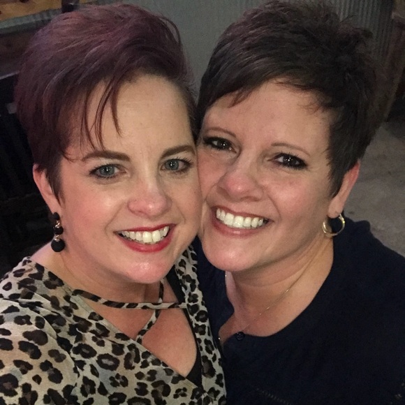 Meet your Posher, Angie - Picture 1 of 1